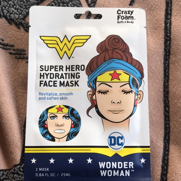 ✨🆕Crème Shop Minni Mouse/Pooh/& Wonder Woman Face Masks!BNIP!✨ - Picture 11 of 14
